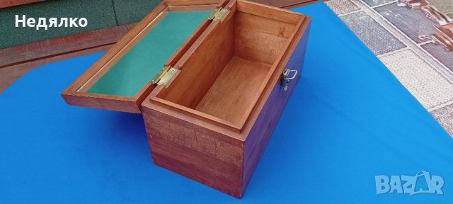 Стара дървена кутия за бижута, снимка 2 - Антикварни и старинни предмети - 43435068