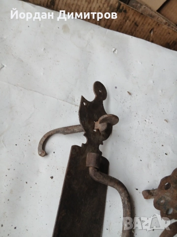 СТАРИ КОВАНИ ЕЛЕМЕНТИ ЗА ВРАТИ, снимка 3 - Антикварни и старинни предмети - 52371771