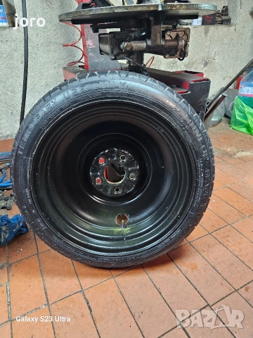 Патерица 16" 5×114.3/67.1 , снимка 4 - Гуми и джанти - 53249667