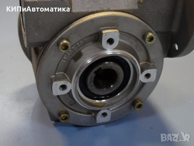 Червячен редуктор BONFIGLIOLI VF 44 F1 Worm Reducer size-044 ratio-28, снимка 6 - Резервни части за машини - 53166512