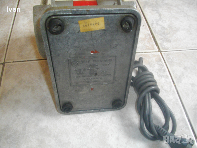 СССР Руски Профи Точиларски Обущарски ШМИРГЕЛ 90 Вата-2100 Об/мин-ф100мм-Почти Нов-ОТЛИЧЕН, снимка 3 - Други инструменти - 36416058