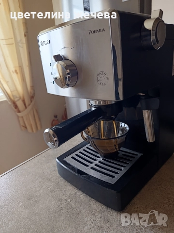 Кафемашина Saeco, снимка 3 - Кафемашини - 52928607