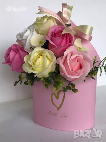 Букет от ароматни сапунени рози, снимка 3 - Подаръци за рожден ден - 39571142