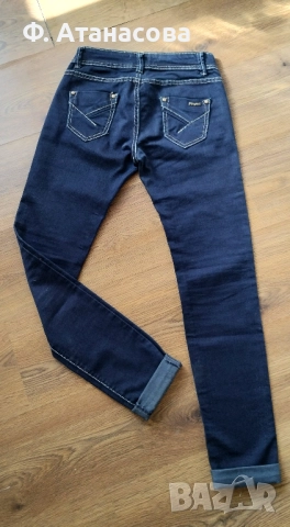 Готини тъмно сини дънки, размер XS, като нови, снимка 3 - Дънки - 48653914