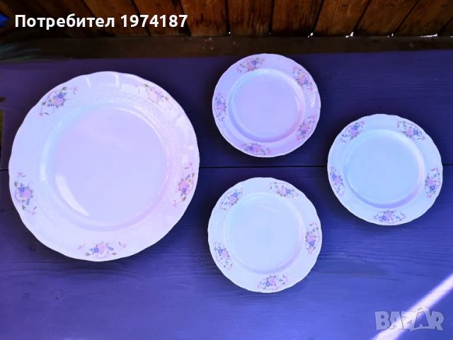 Ново. Чинии с рози, снимка 1