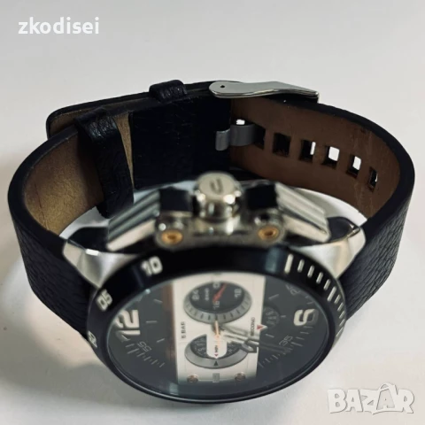 Часовник DIESEL DZ-4361, снимка 2 - Мъжки - 50984784