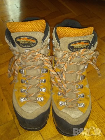 туристически обувки MEINDL, снимка 3 - Дамски боти - 26733145