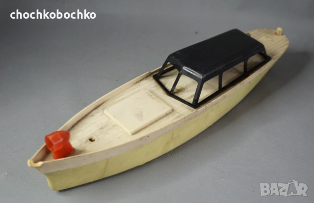 Стара Руска Пластмасова играчка модел лодка кораб 37 см, снимка 4 - Колекции - 53186414