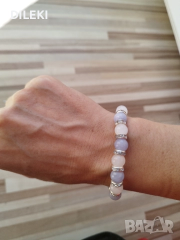 Комплект „Ангелска светлина“ – флуорисцентно ангелче + гривна, снимка 5 - Арт сувенири - 52155170