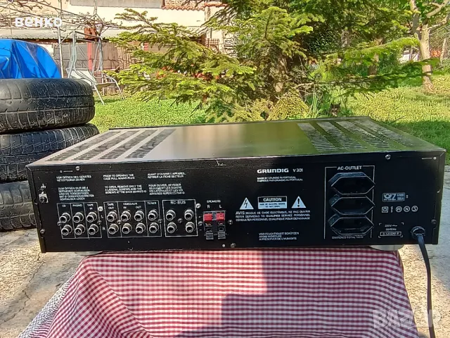 Усилвател GRUNDIG V 301, снимка 2 - Ресийвъри, усилватели, смесителни пултове - 50157322