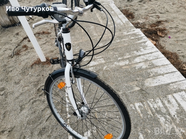 Продавам дамски велосипед 28 цола, снимка 4 - Велосипеди - 52354158