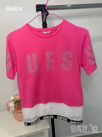 Нова тениска на Guess за 16г но е подходяща и за S размер , снимка 6 - Тениски - 50918259