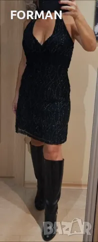 Черна рокля с отворен гръб цялата в пайети, снимка 3 - Рокли - 48121660