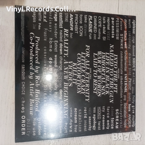 Fight – War Of Words