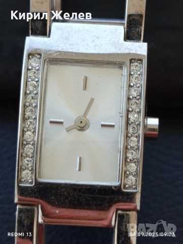 Красив дамски часовник AVON перфектен стилен дизайн 41236, снимка 2 - Дамски - 51587758