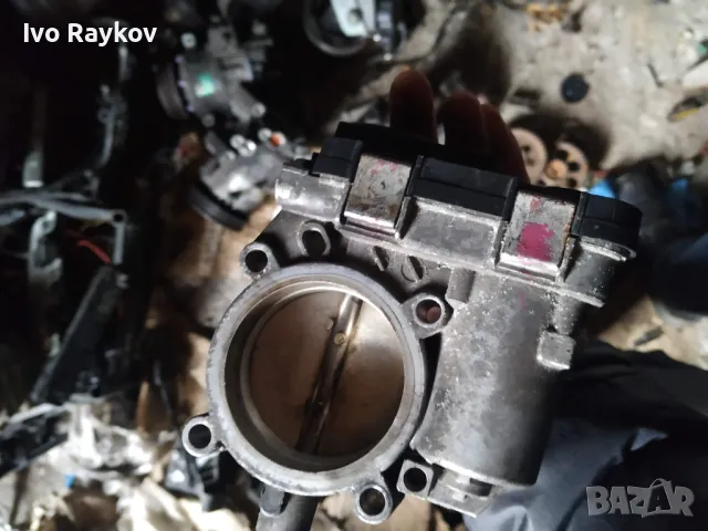 Дроселова клапа за Toyota Auris 1.6i, снимка 4 - Части - 49171811