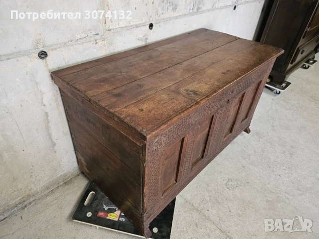 Голяма ракла с дърворезба, снимка 3 - Ракли - 51395893