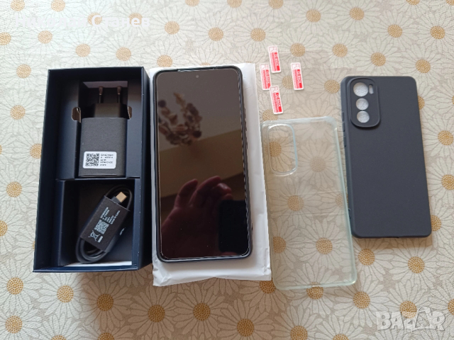 Продавам Motorola Edge 30 8/256, снимка 2 - Motorola - 53381040