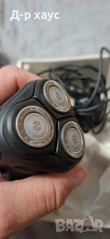 Самобръсначка филипс, снимка 9 - Електрически самобръсначки - 52957062
