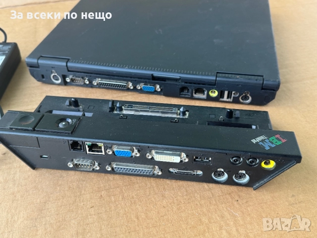 Ретро лаптоп IBM ThinkPad T23 (2648) + Докинг станция , IBM T23, снимка 4 - Лаптопи за дома - 51862901