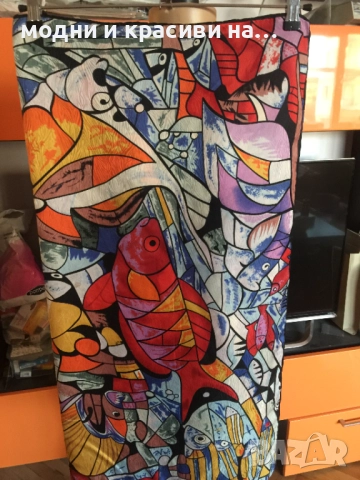 Копринен шал с десен морски свят, снимка 9 - Шалове - 52198580