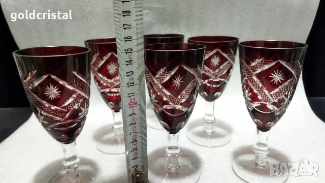 кристални чаши цветен червен кристал , снимка 2 - Антикварни и старинни предмети - 52683543
