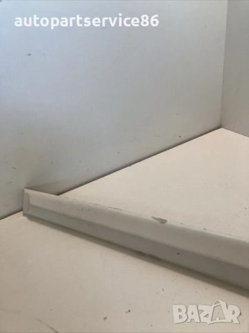 Декорация на предна лява врата бяла за KIA Rio 1.5 CRDi (2009) 87723-1G600, снимка 3 - Части - 53284671