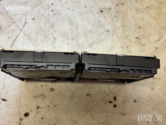 Сървърни дискове Dell 2x300gb SAS, снимка 4 - Твърди дискове - 52671217