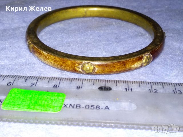 СТАРИННА ТИБЕТСКА ЕТНО ГРИВНА от БРОНЗ и РОГ с ФЛОРАЛНИ БРОНЗОВИ НАБИВКИ МАЙСТОРСКА ИЗРАБОТКА 26328, снимка 9 - Антикварни и старинни предмети - 40865717