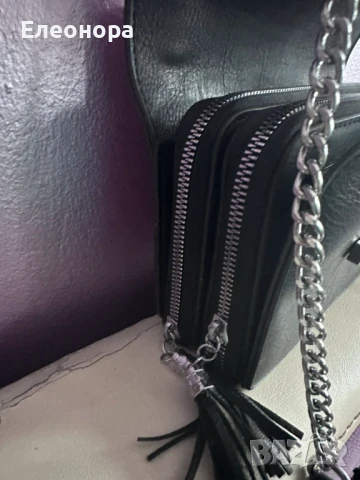 нова чанта за през рамо в черно и червено с отделения, снимка 3 - Чанти - 50747973