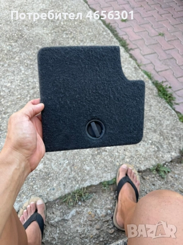 Капак в багажника на Vw Tuaran само за 20лв. 1t0867461e