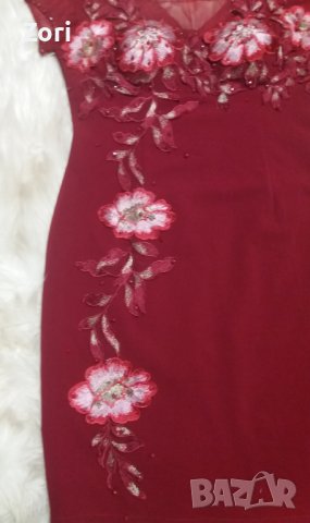 РАЗКОШНА! ВПЕЧАТЛЯВАЩА! УНИКАЛНА червена рокля по тялото с тюл, дантела и камъчета по нея, снимка 6 - Рокли - 42999178