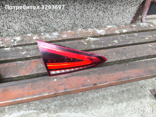 Продавам  за  mercedes w177 заден ляв вътрешен стоп