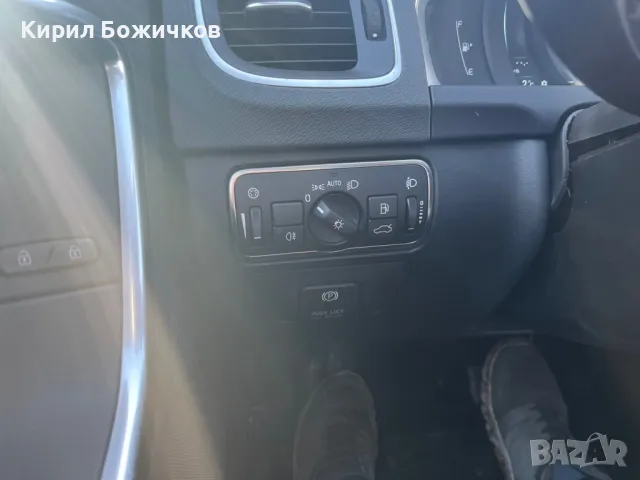 Volvo V60 НА ЧАСТИ 2.0D автомат 2014г, снимка 15 - Автомобили и джипове - 49033407