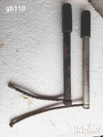 Стари аксесоари за велосипед - помпи, динамо, фар,стойки, снимка 3 - Антикварни и старинни предмети - 50517696