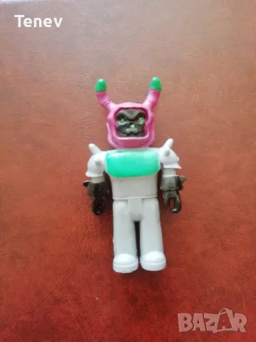 Фигурка на извънземно