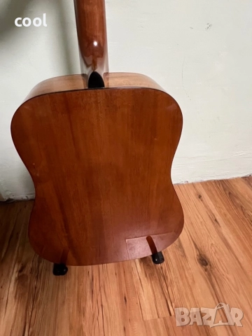 Акустична китара Freshman + калъф + аксесоари + учебник (за начинаещи), снимка 4 - Други музикални жанрове - 51979054