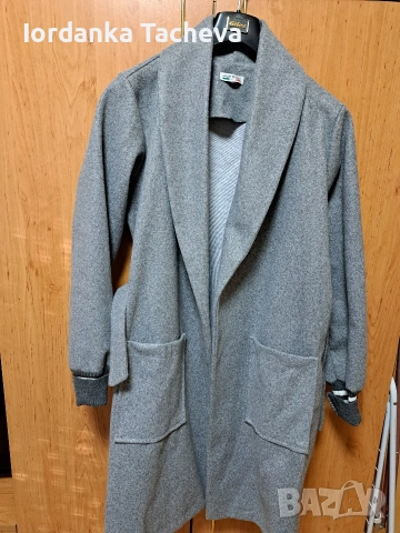 Дамски дрехи и обувки