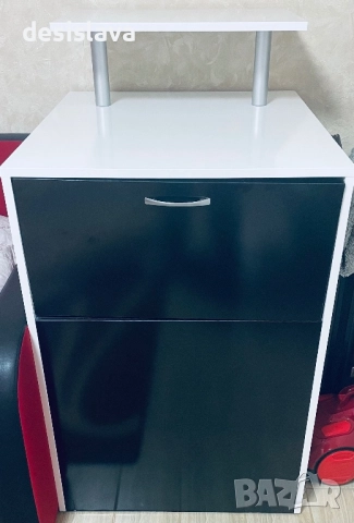 Шкаф/ скрин 