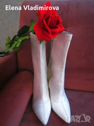 Английски Бели Боти - Бранд SIMMI, снимка 6 - Дамски боти - 53204359