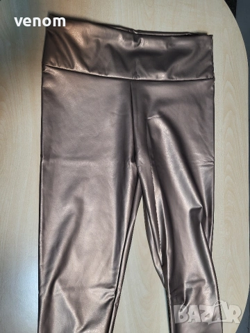 Лъскав клин с подплата зимен, снимка 2 - Клинове - 53441684