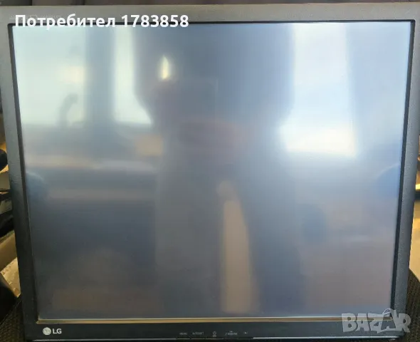 Монитор LG 19" Touch Screen , снимка 2 - Монитори - 49642813