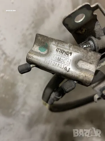 Жила ръчна спирачка - Ford Fiesta 1.4TDCI 2010 г., снимка 2 - Части - 49104842