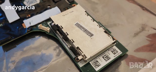 Lenovo ThinkPad P51 на части, всичко работи, спукан дисплей и палмрест, снимка 5 - Части за лаптопи - 40888064