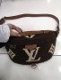 Дамска чанта кафява Louis Vuitton