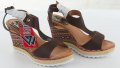 Кафяви дамски сандали на платформа марка Beppi - 36, снимка 1 - Сандали - 28255986