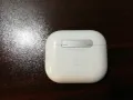 Apple Airpods 3 А2566 зарядна кутия, снимка 4