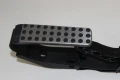 Педал за газ Mercedes SLK R171 (2004-2011г.) A2033000904 / A 203 300 09 04 потенциометър, снимка 2