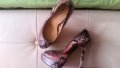 Обувки Bershka, снимка 1 - Дамски обувки на ток - 28175170