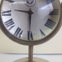 Старинен настолен часовник OXUS – 17 рубина, снимка 2 - Антикварни и старинни предмети - 43656372